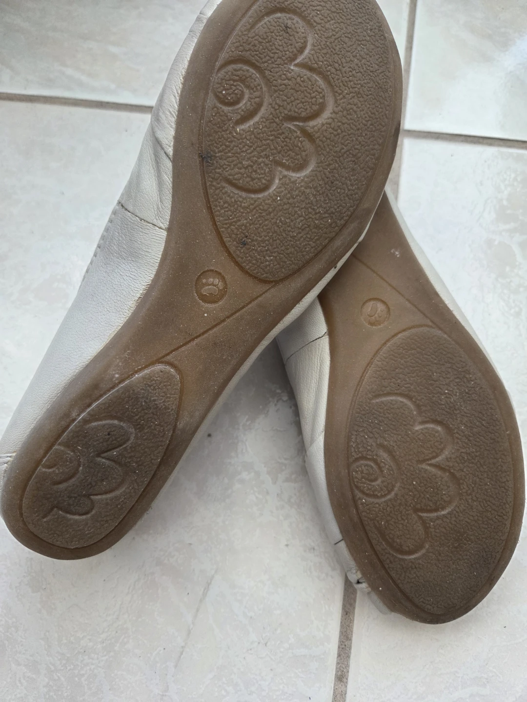 Bare Traps Women's Ballet Flats - photo 2