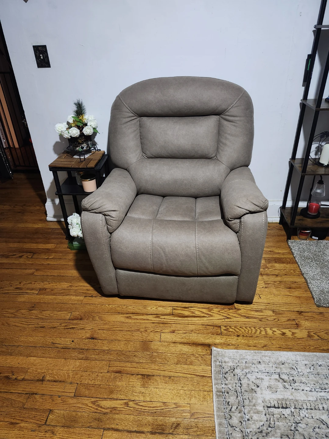 Chair - photo 3