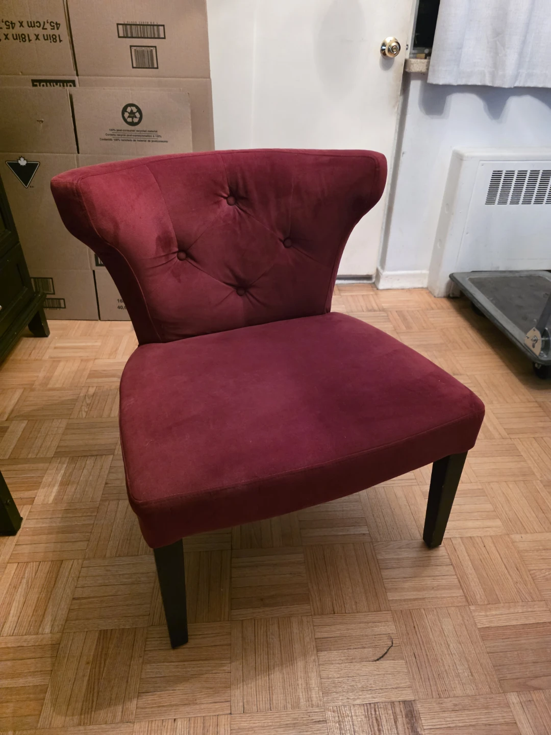 Beautiful burgundy accent chair