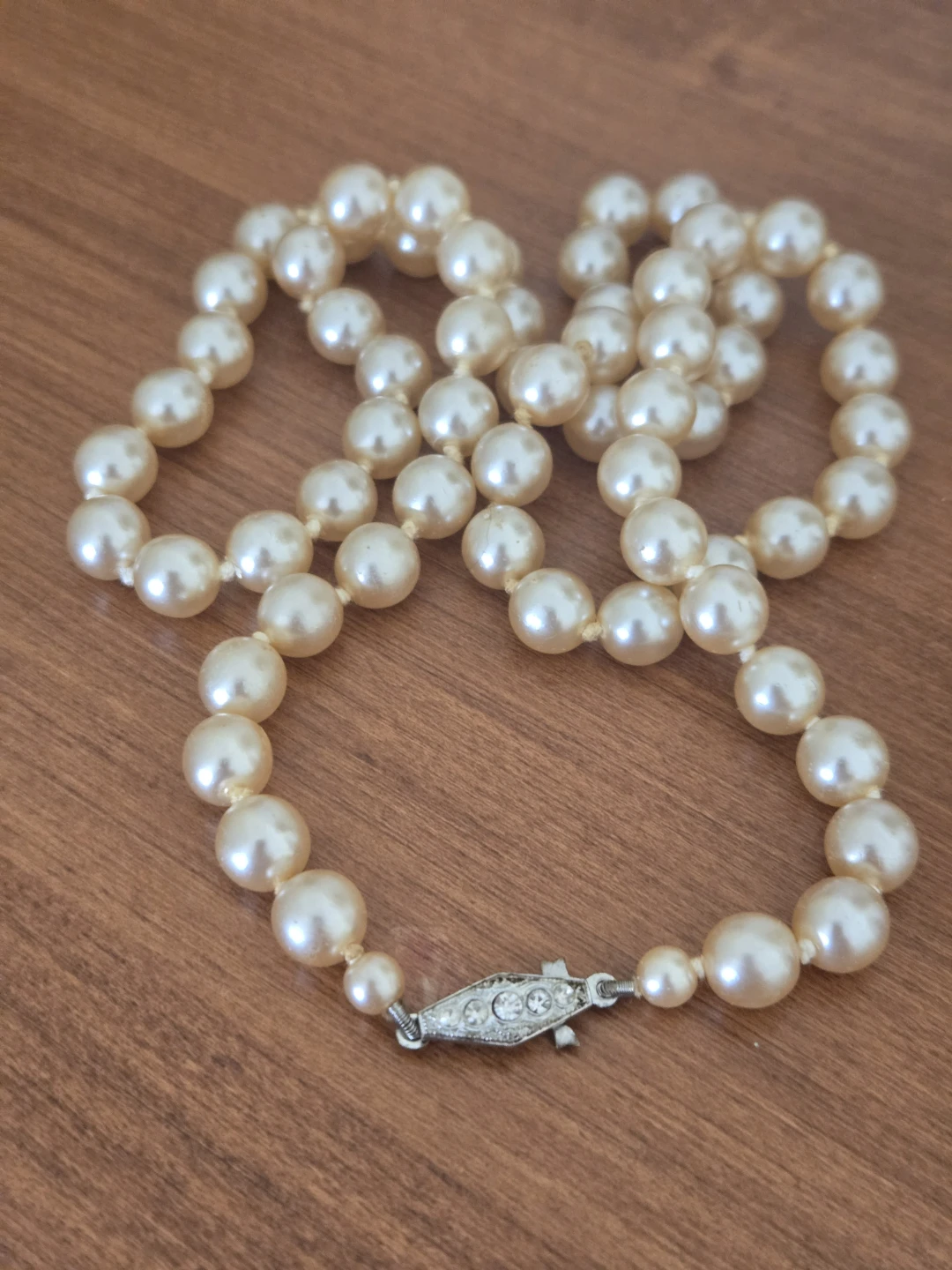 Pearl Necklace with Clasp