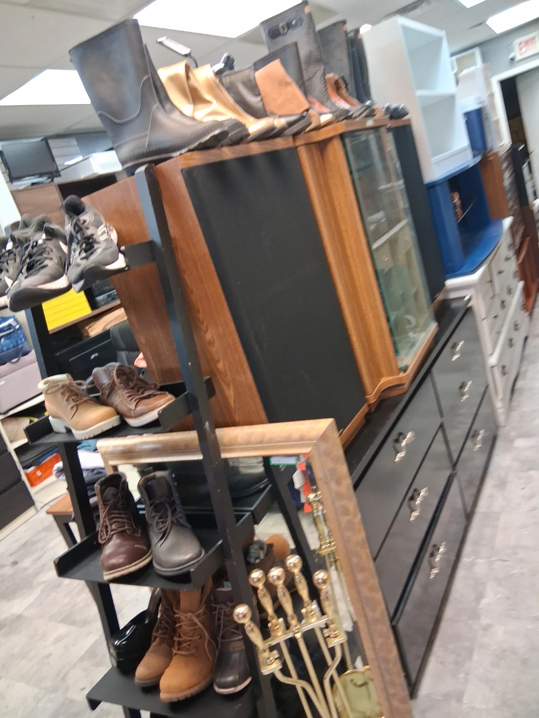 tienda de segunda mano precios diferentes  camas salas - photo 2
