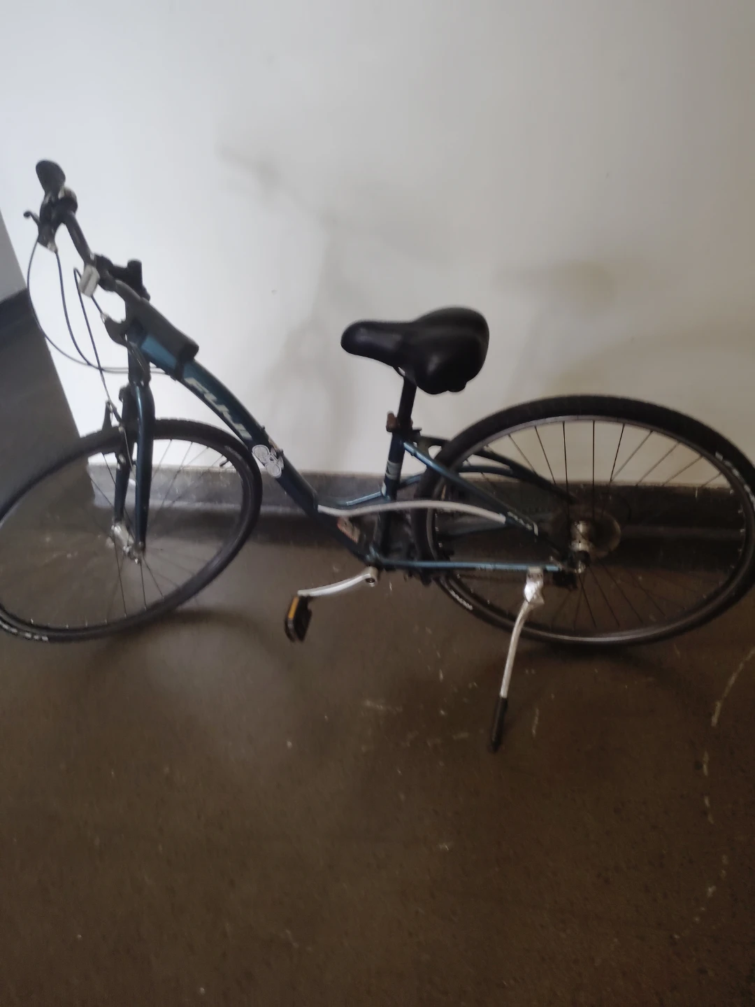 FUJI Hybrid Bike - photo 4