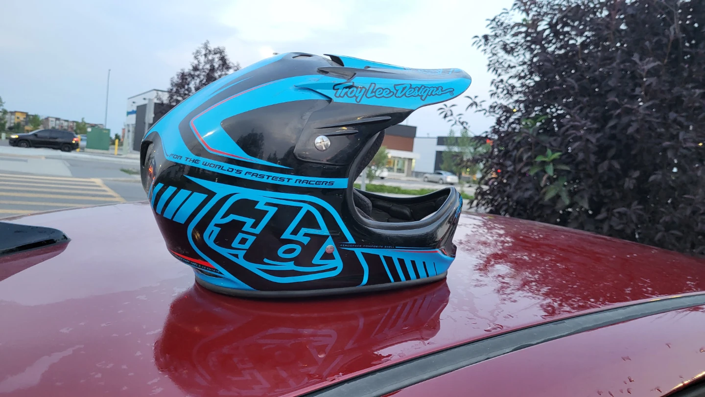 Troy Lee D2 Full Face Helmet - photo 2