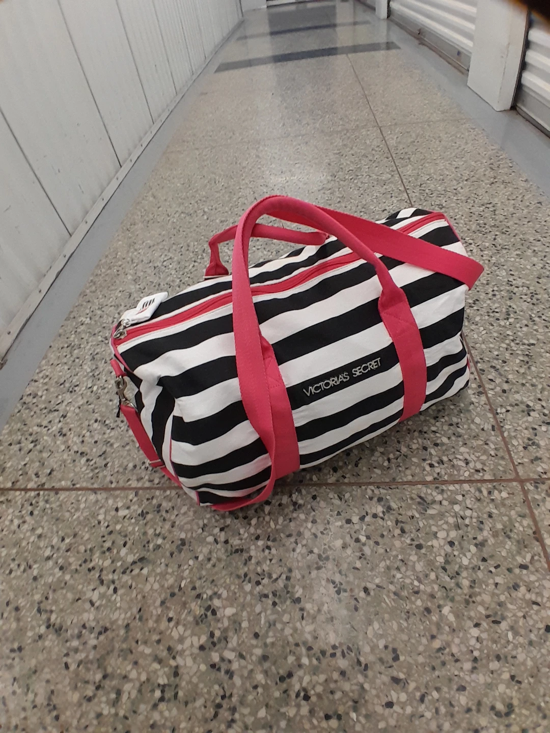 Victoria's Secret Striped Duffel Bag - photo 4