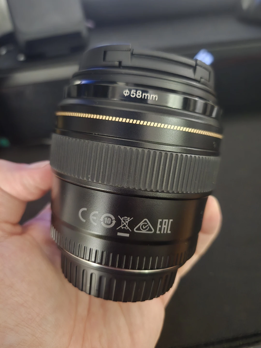 Canon EF 85mm f/1.8 USM Lens - photo 2
