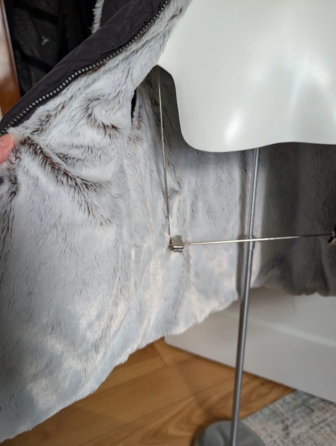 Quilted Vest with Faux Fur Lining - photo 5