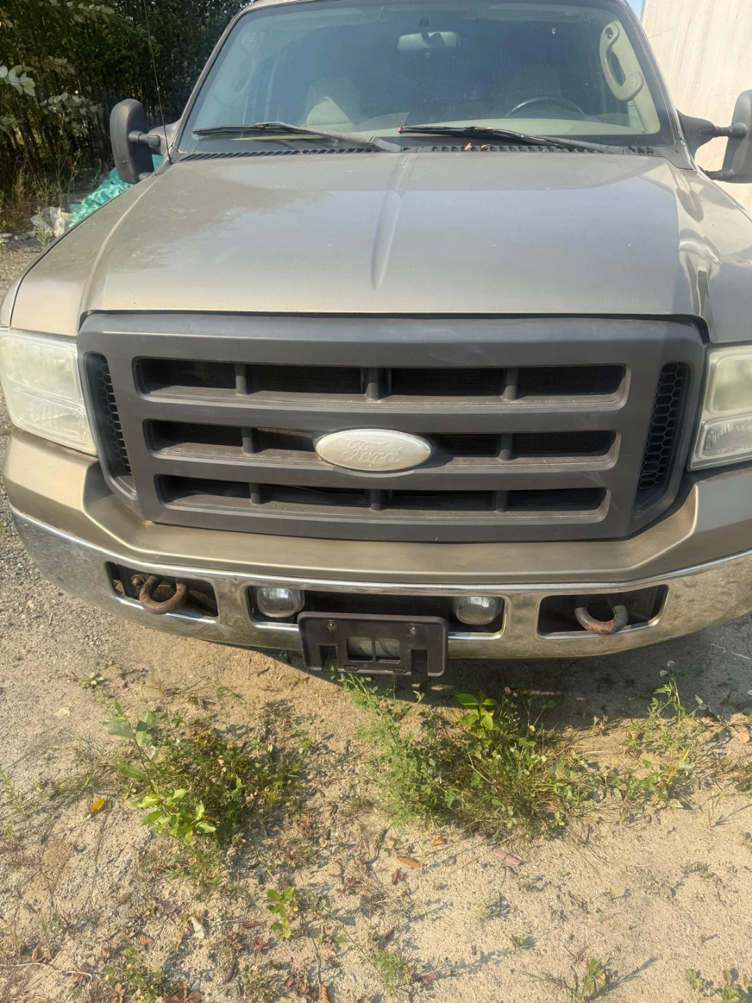 2007 Ford F350 Diesel Crew Cab 4x4 Low Kms MAKE AN OFFER