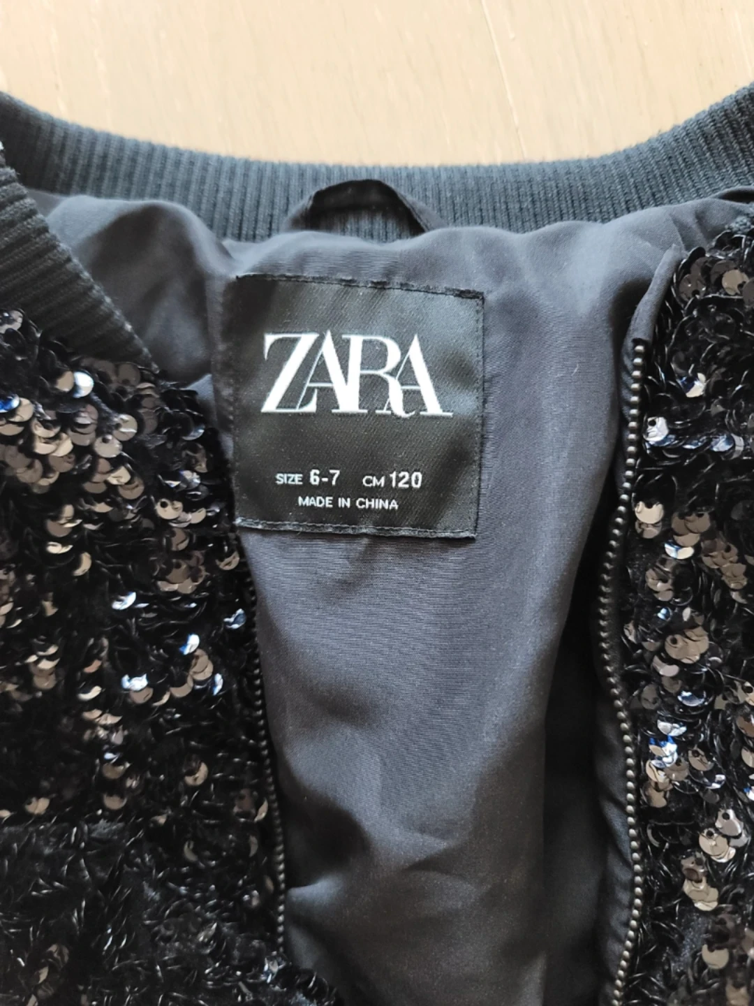 Zara Black Sequin Bomber Jacket Size 6-7 - photo 3