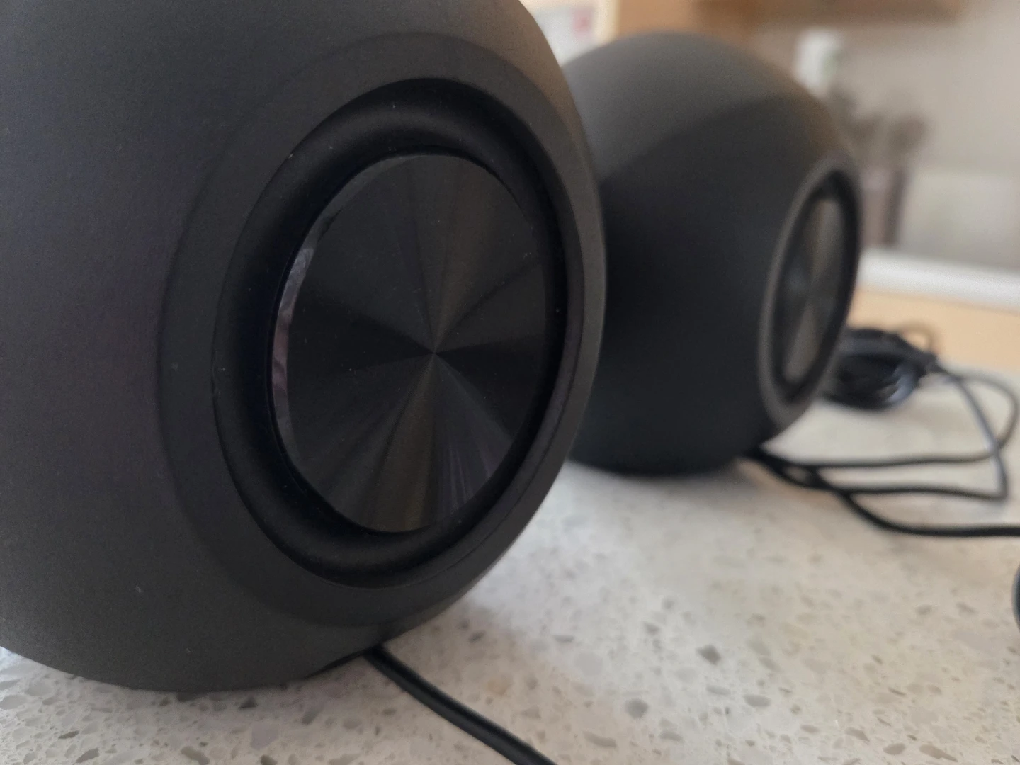 Creative 2.0 Desktop Speakers - Black - photo 5
