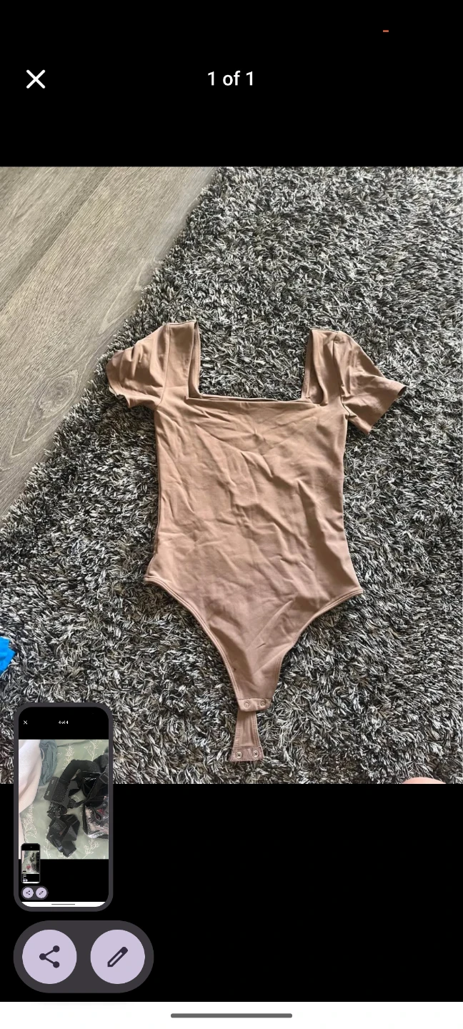 Aritizia Bodysuit
