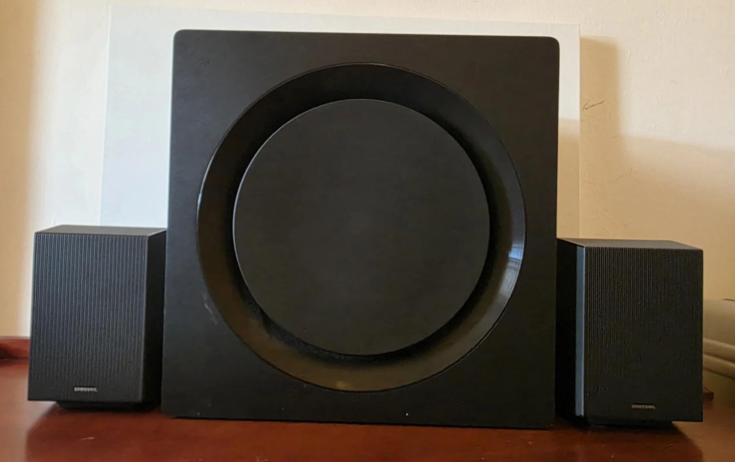 Samsung Soundbar Speaker Set - photo 2