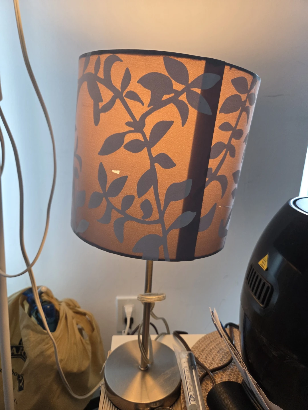 Table Lamp with Floral Shade - photo 2