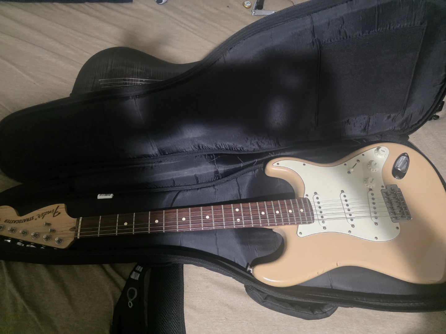 Fender Stratocaster Electric Guitar with Gig Bag - photo 5