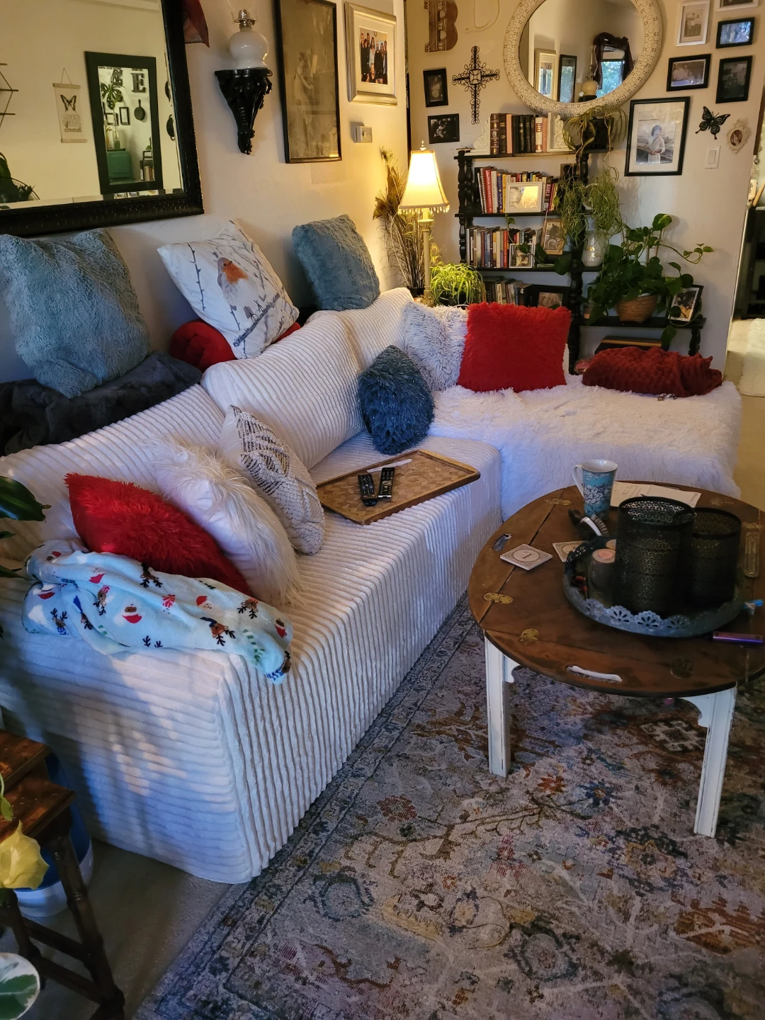 Like new cloud boneless sectional - photo 3
