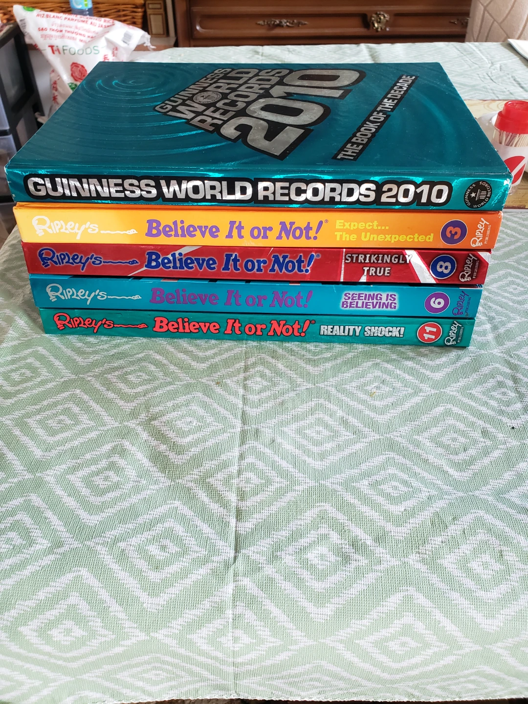 Guinness World Records 2010 Book