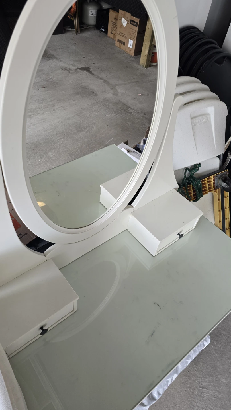 IKEA Dressing White Table with Oval Mirror - photo 2
