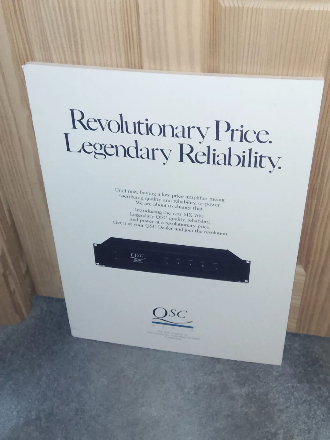 QSC MX 700 Amplifier sign