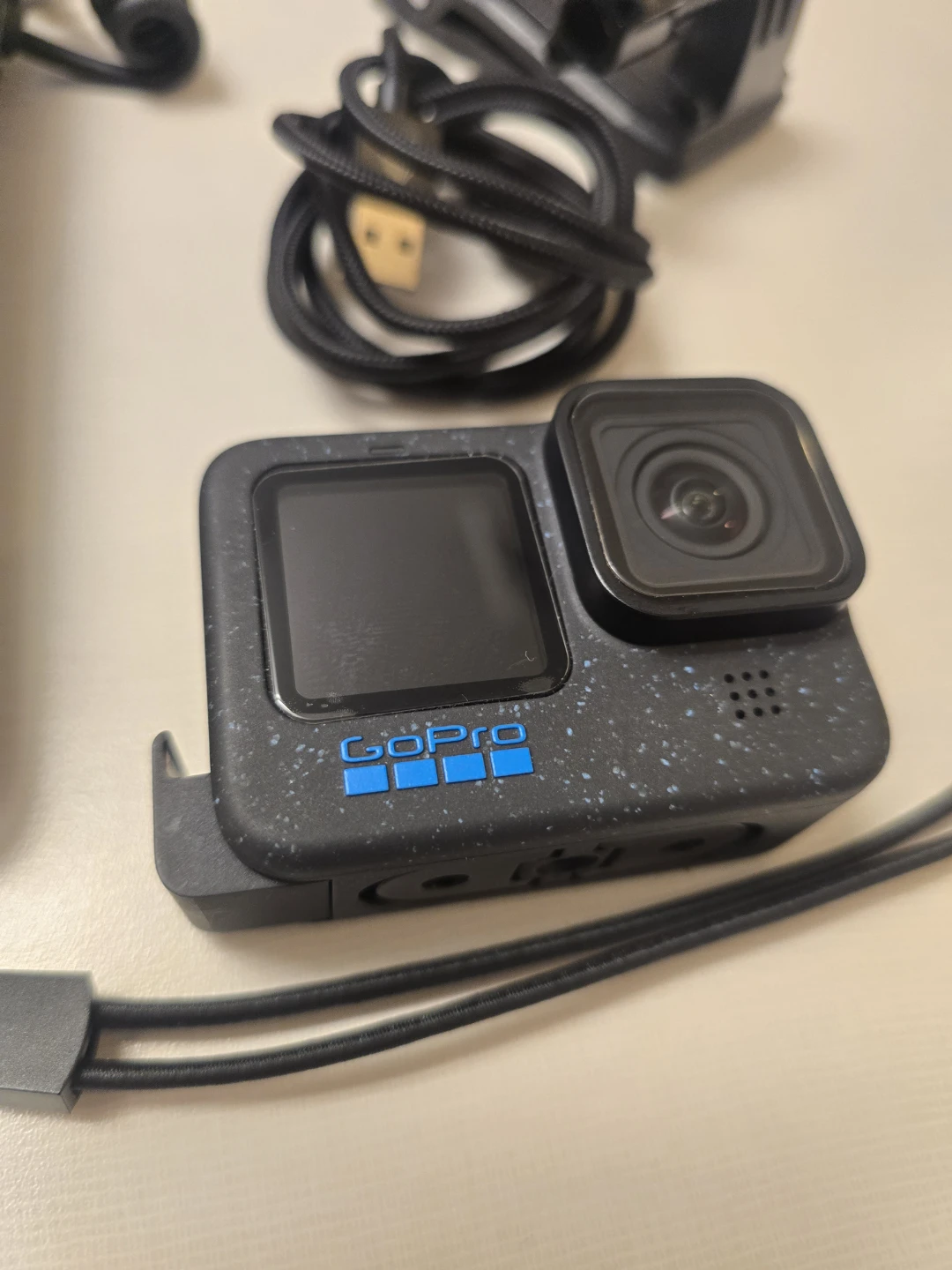 Gopro Hero 12 Black, Volta Grip, Batteries - photo 3