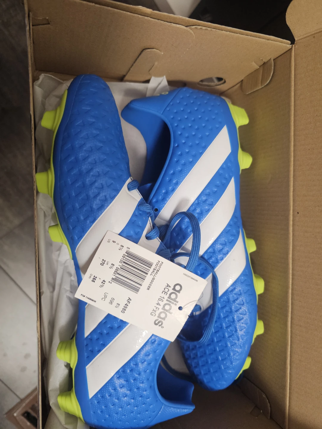 (BNIB) Adidas ACE 16.4 FxG Football Soccer Cleats