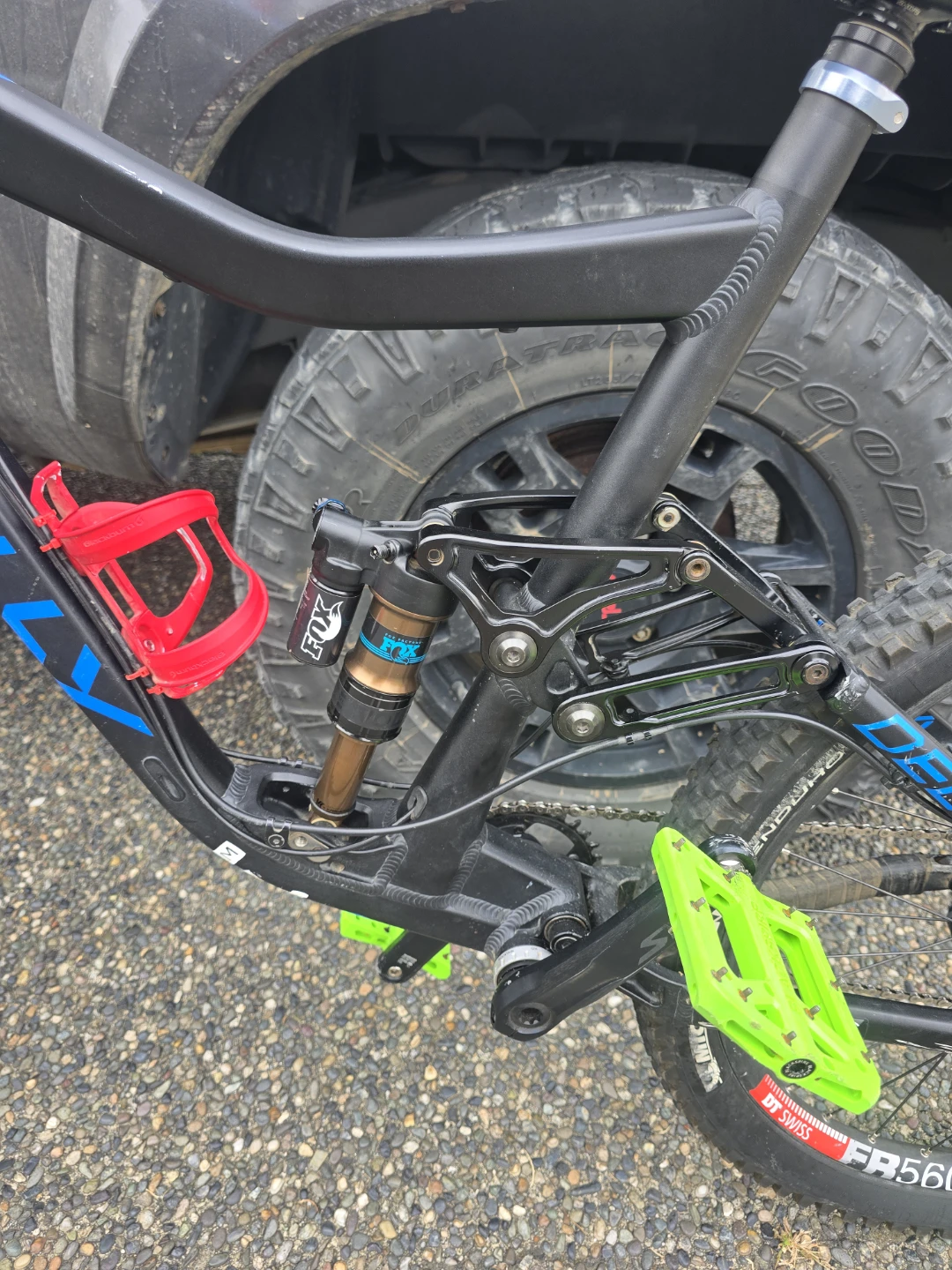 Knolly downhill mountain bike - photo 3