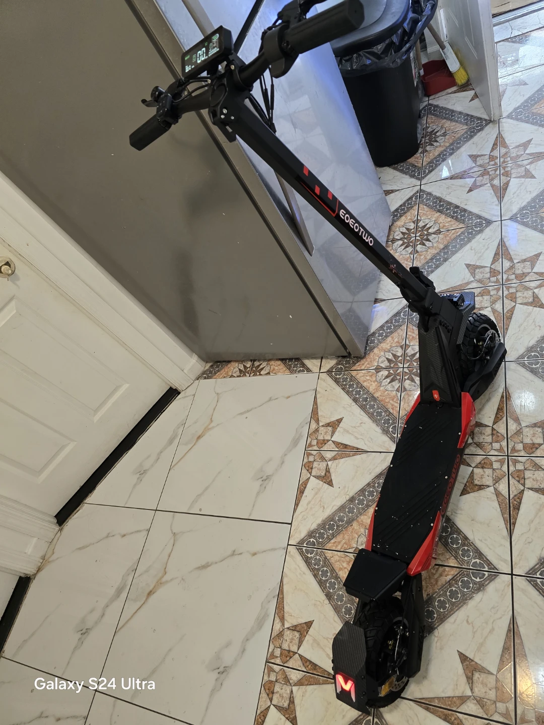 EOEOTWO Electric Scooter - photo 3