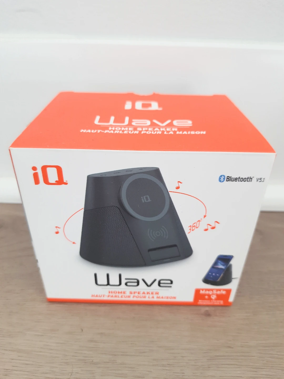 iQ Bluetooth Speaker v5.1 and Mobile Charger - photo 2