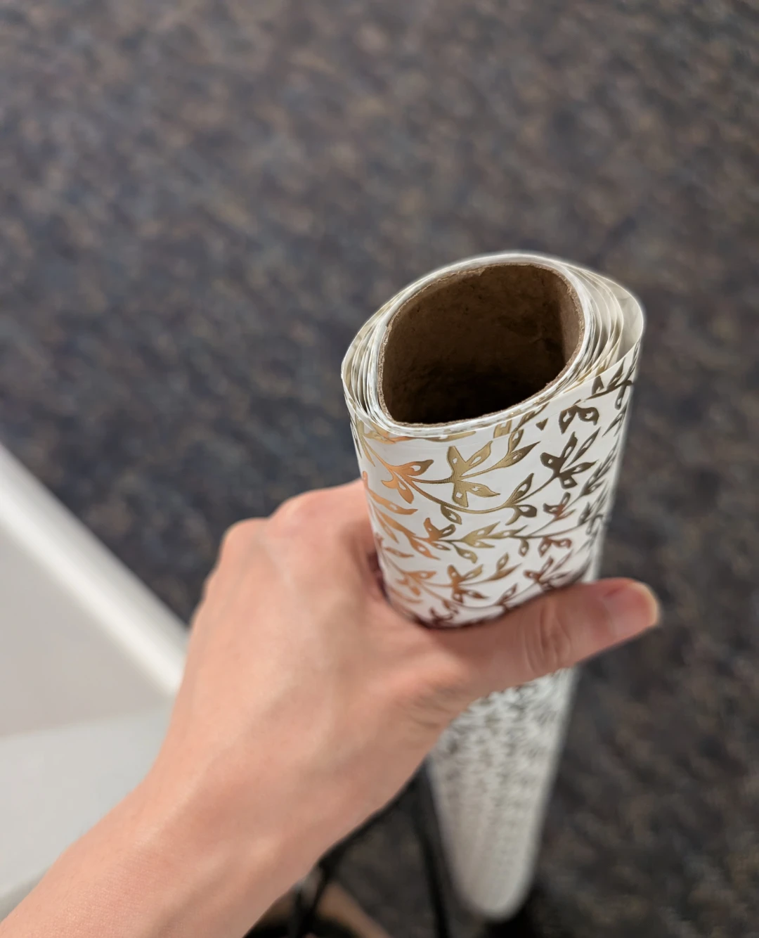 White and Gold Leaf Wrapping Paper Roll Arts and Craft - photo 3