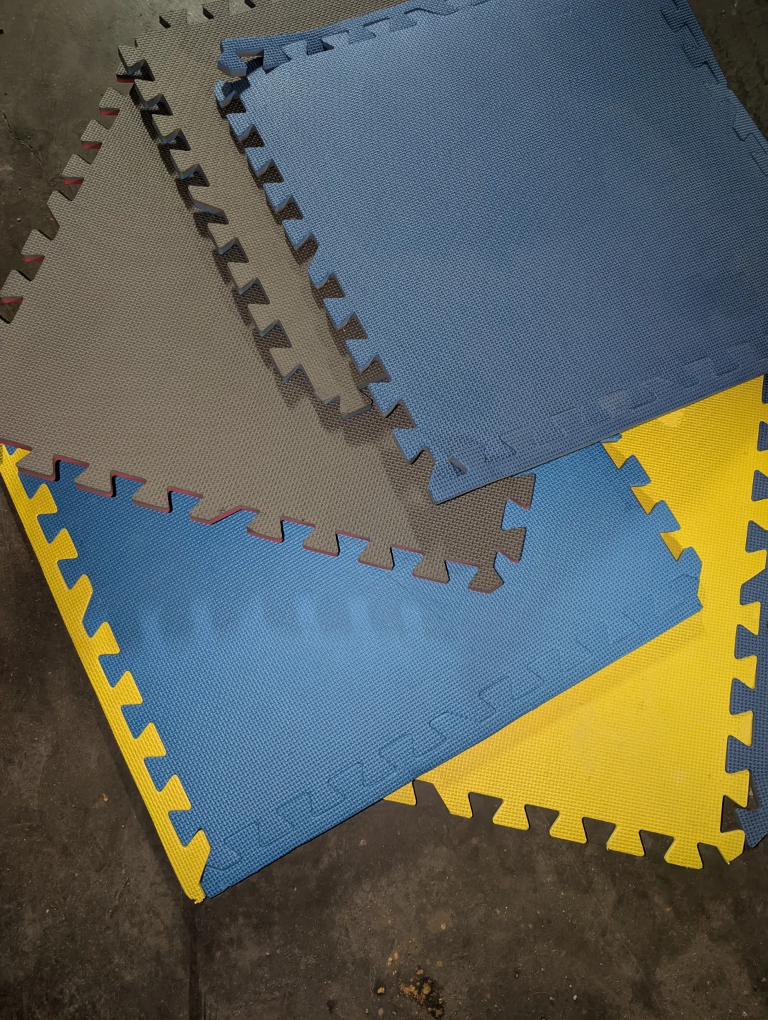 6 Multicolor Interlocking Foam Floor Mats