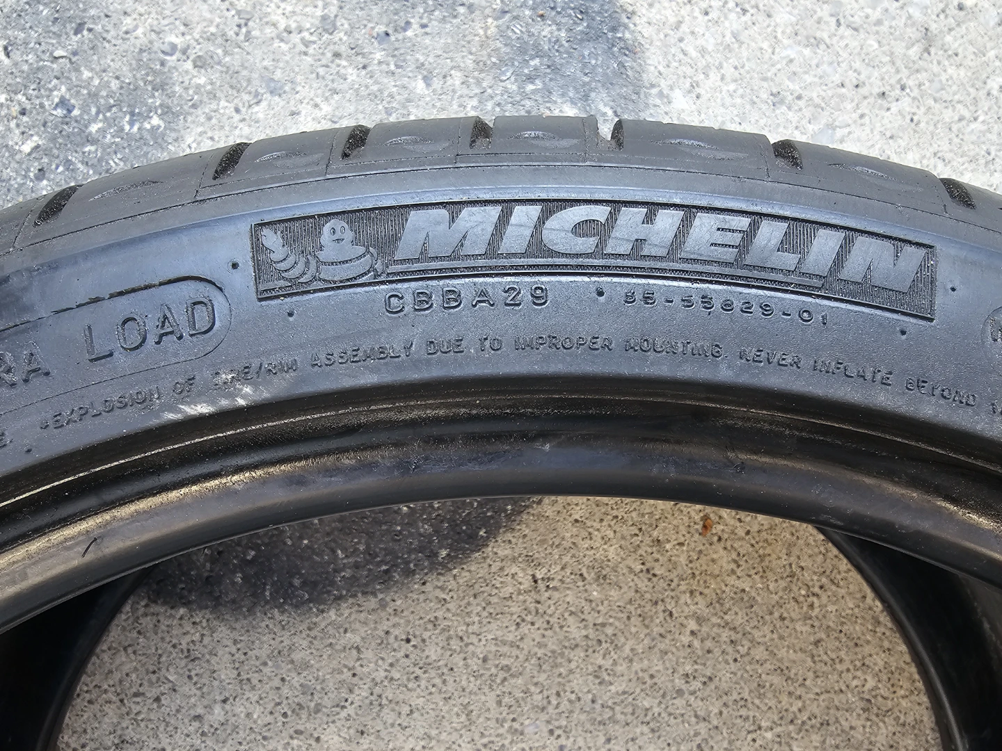 225/40 R18 ALL SEASON TIRE (1 ONLY) - photo 4