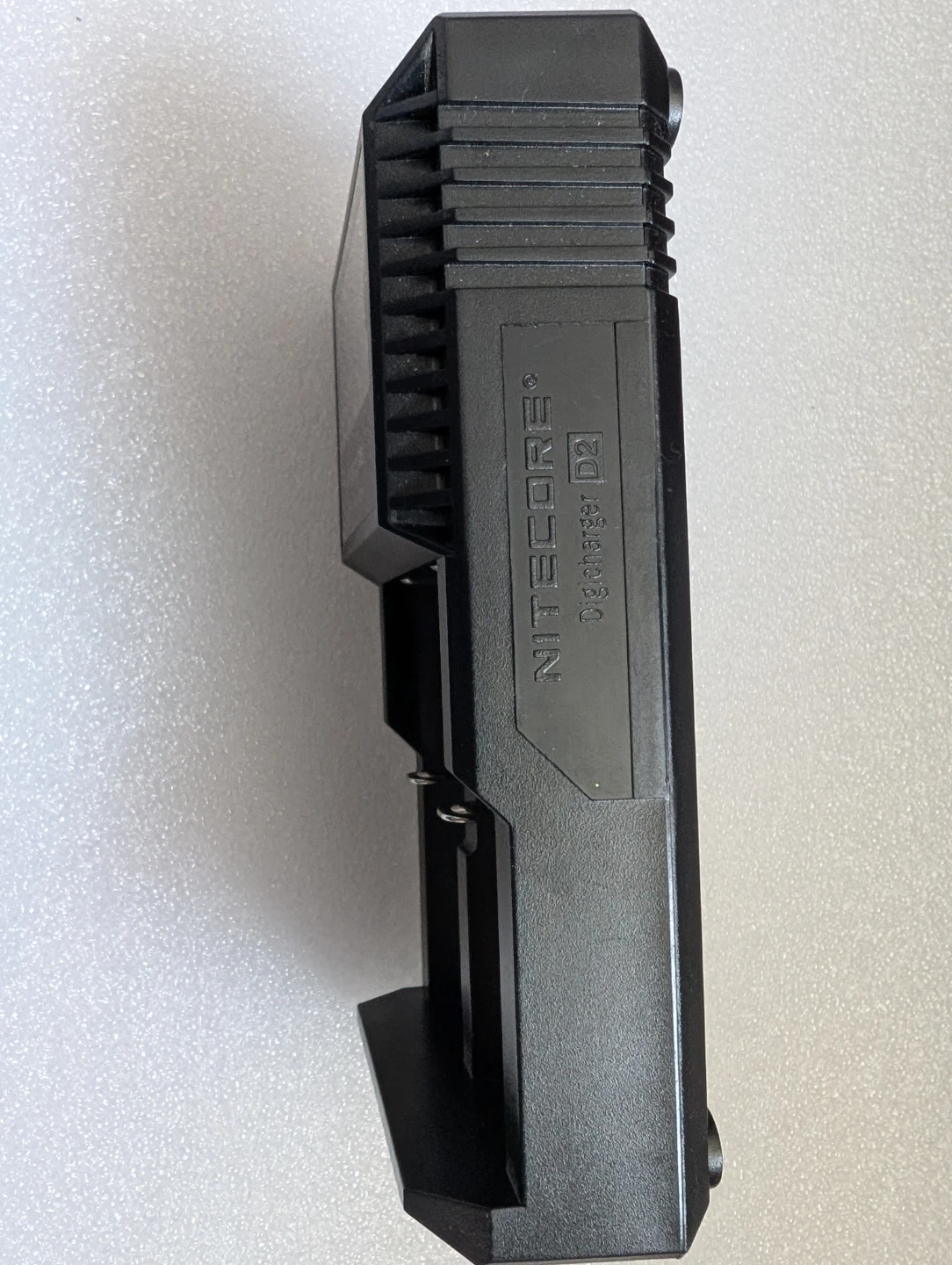 Nitecore D2 Digicharger - photo 3