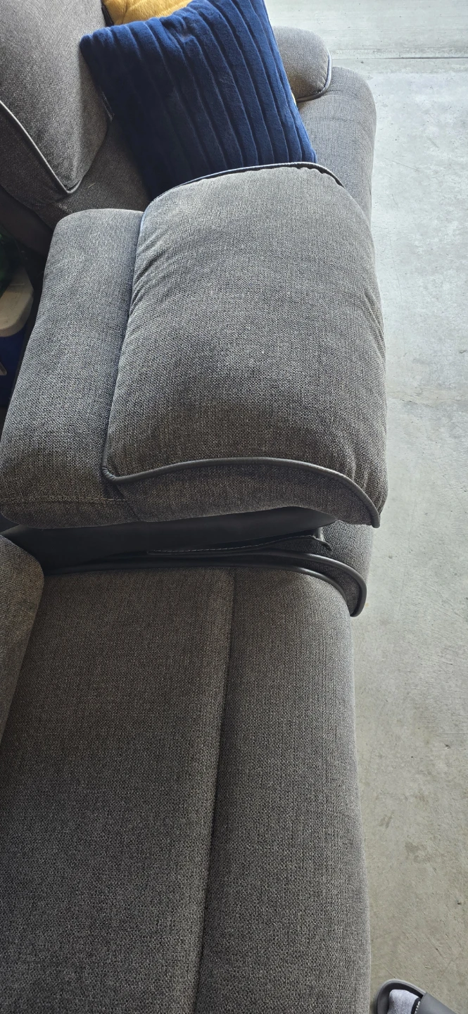 Grey Fabric Sectional Sofa with Chaise - photo 3
