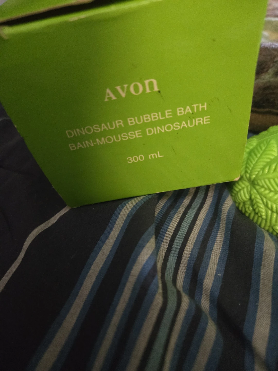 Avon Dinosaur Bubble Bath - photo 2
