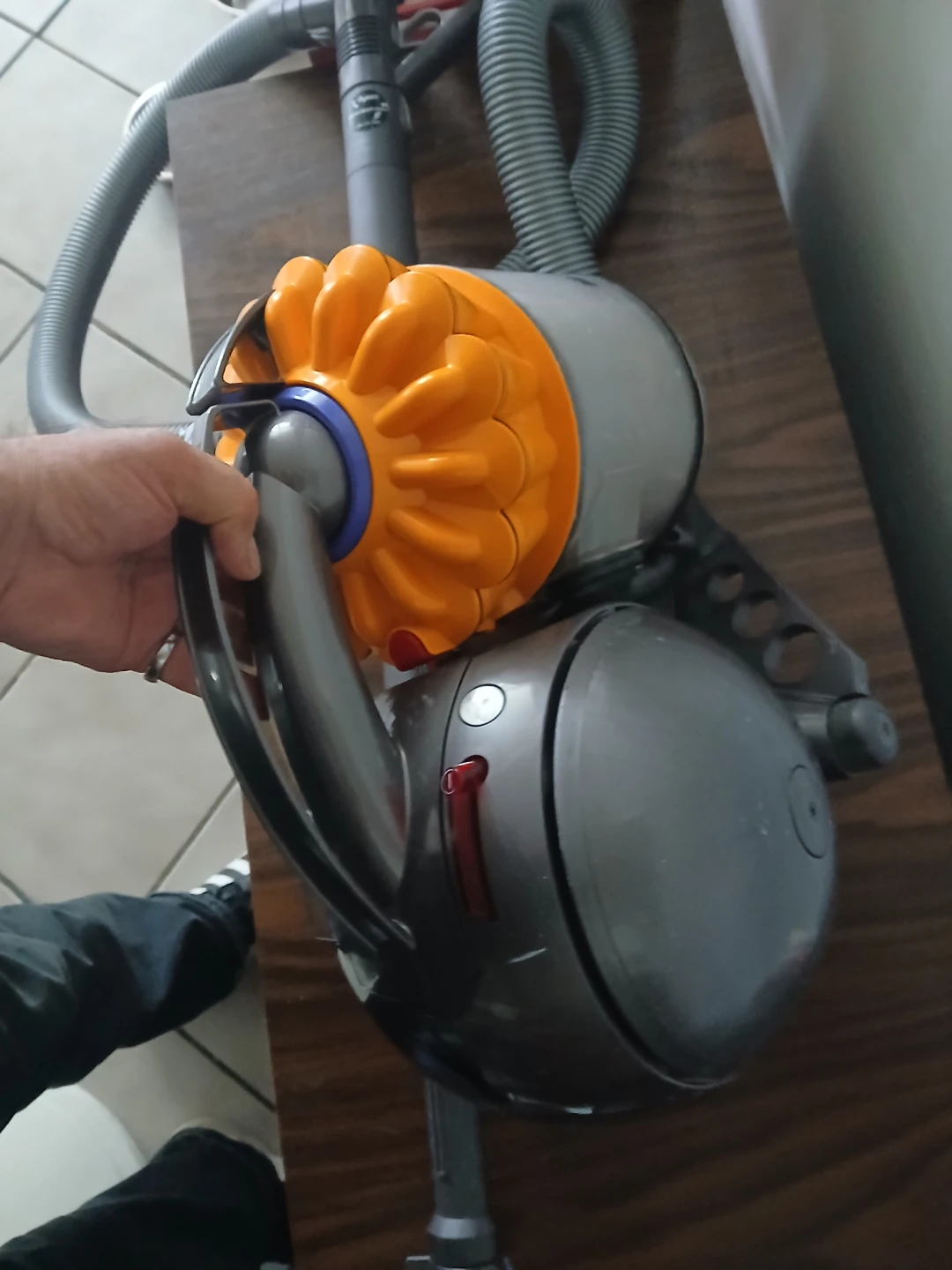 Dyson vacuum clearer exelent condition - photo 4