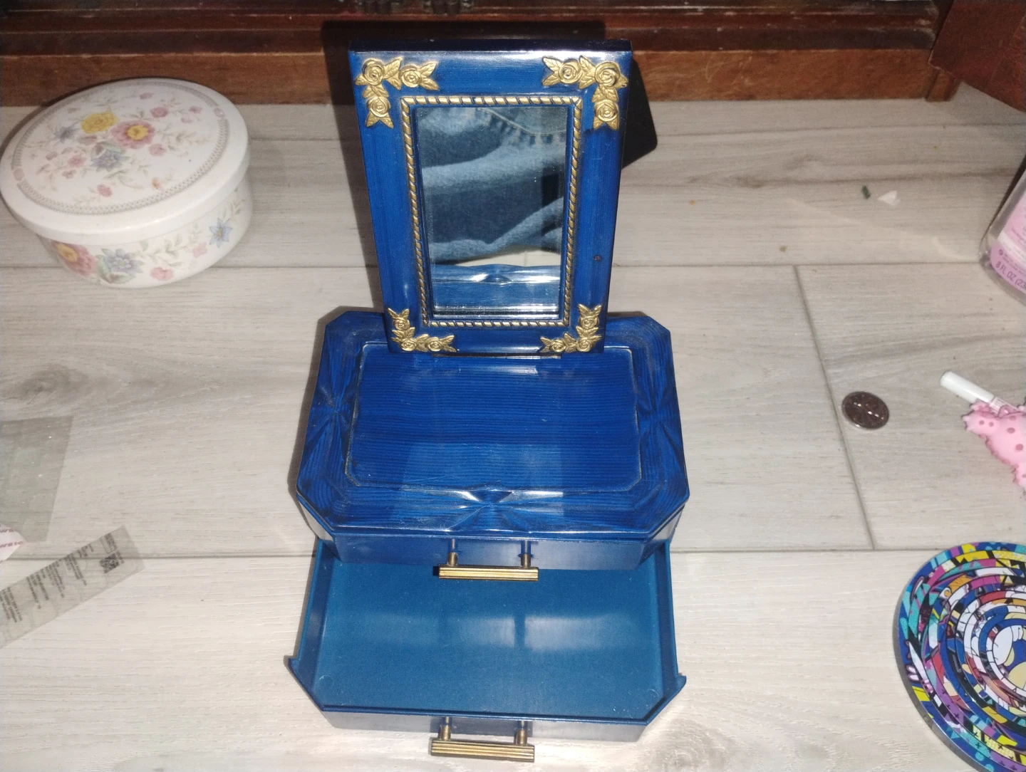 Jewelry organizer with mirror - photo 5