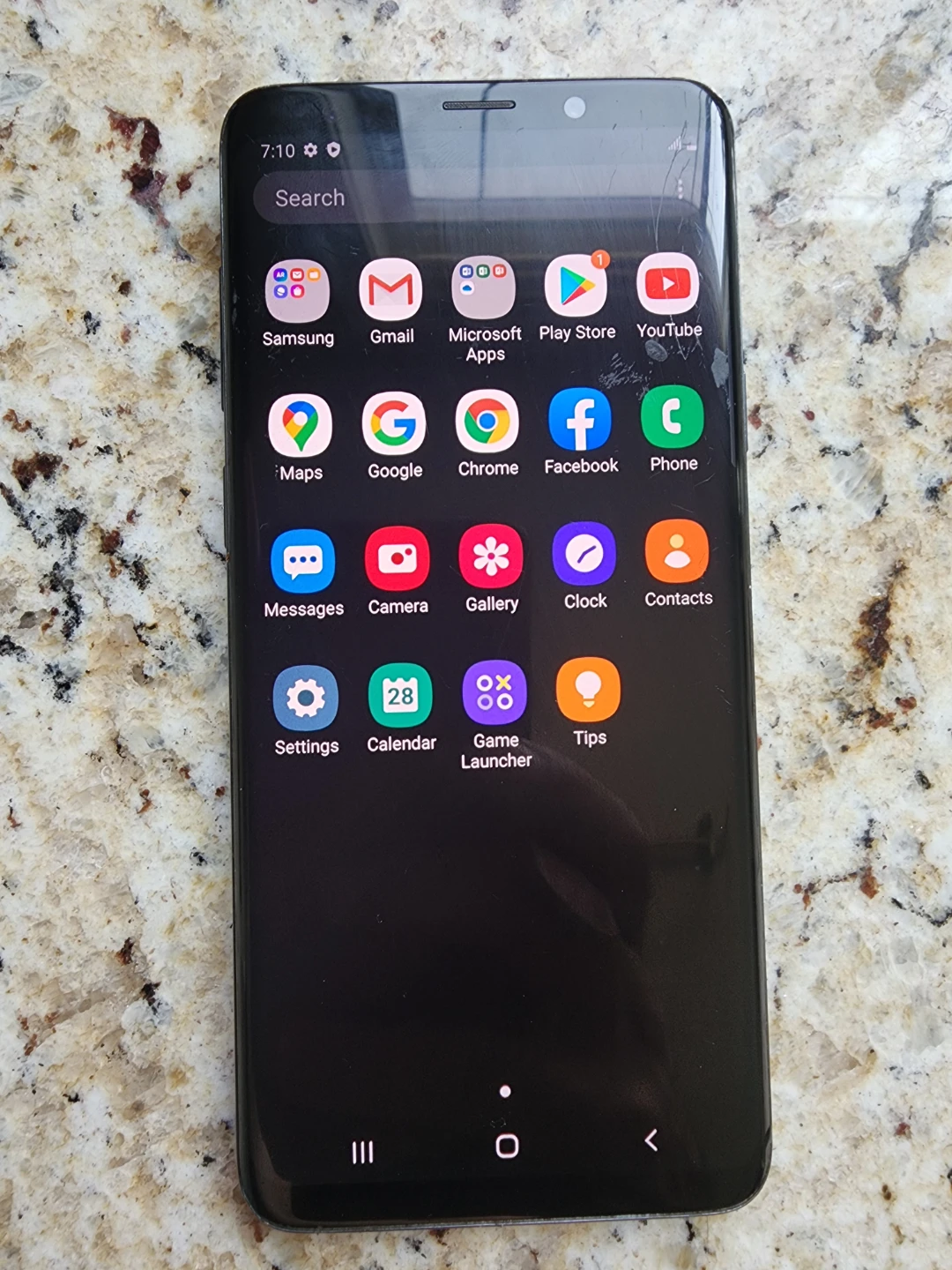 Samsung Galaxy S9 plus  back has crack - photo 2