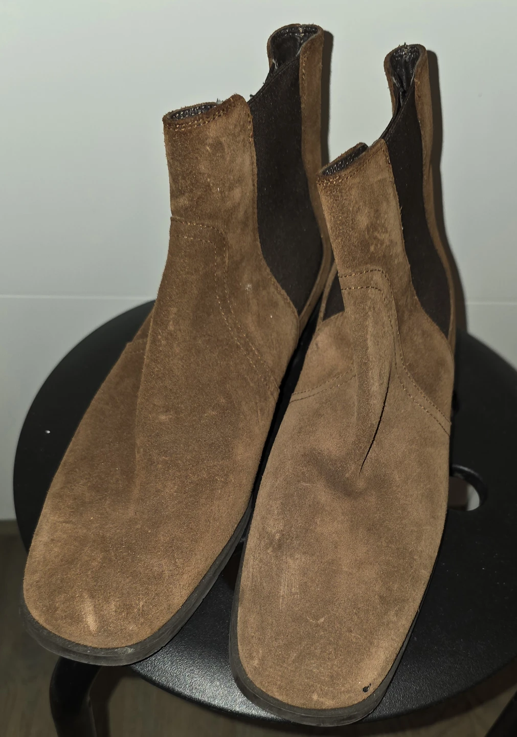 Aquatalia Made in Italy Suede Chelsea Boots — Brown — Size 10