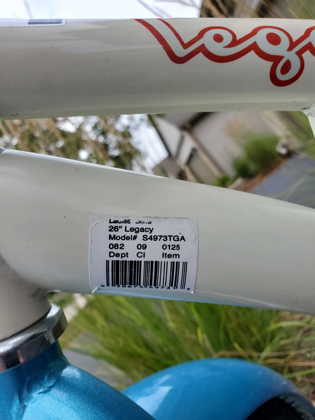Schwinn Legacy 26" Cruiser Bicycle - photo 4
