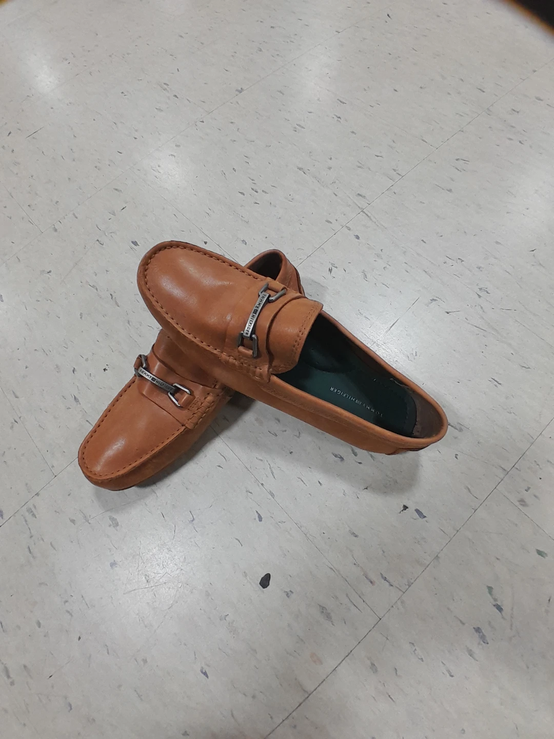 Tommy Hilfiger Brown Leather Loafer Shoes Men's  Size 9