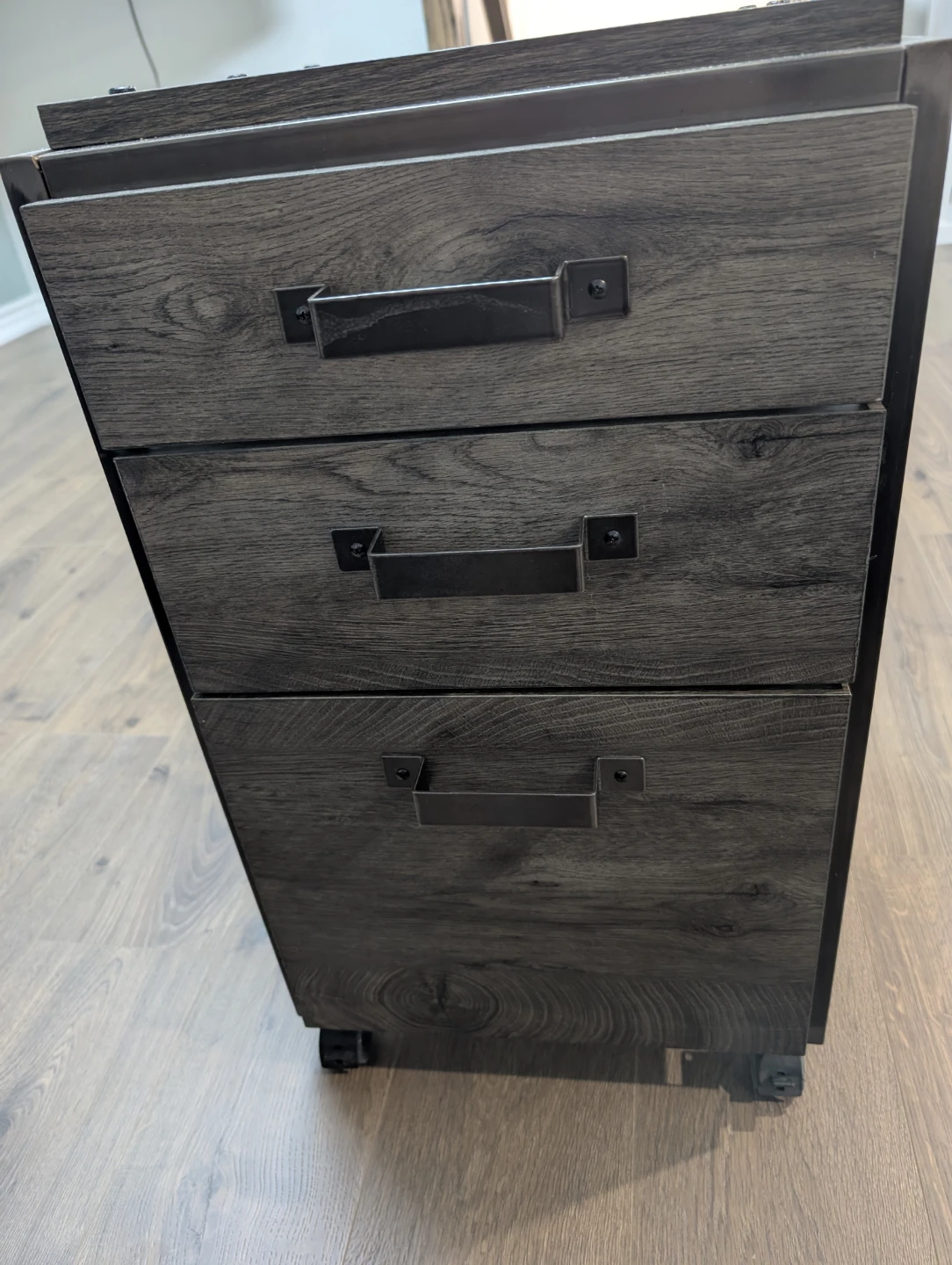Stunning wood side table with wheels