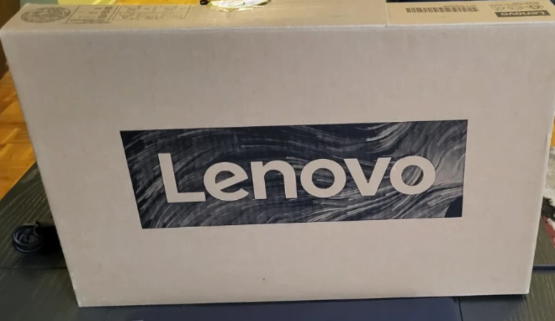 Lenovo IdeaPad 3 (14") Laptop