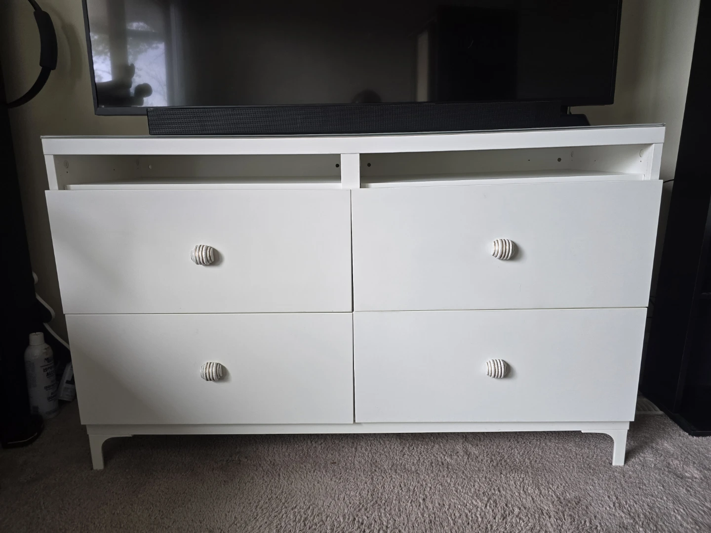 Tv stand
