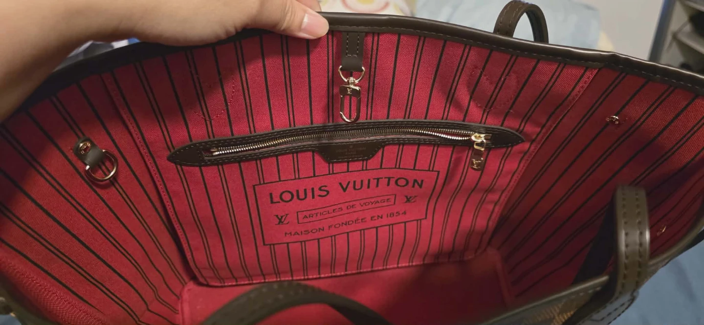 Louis Vuitton Damier Azur Neverfull MM Tote Bag - photo 3