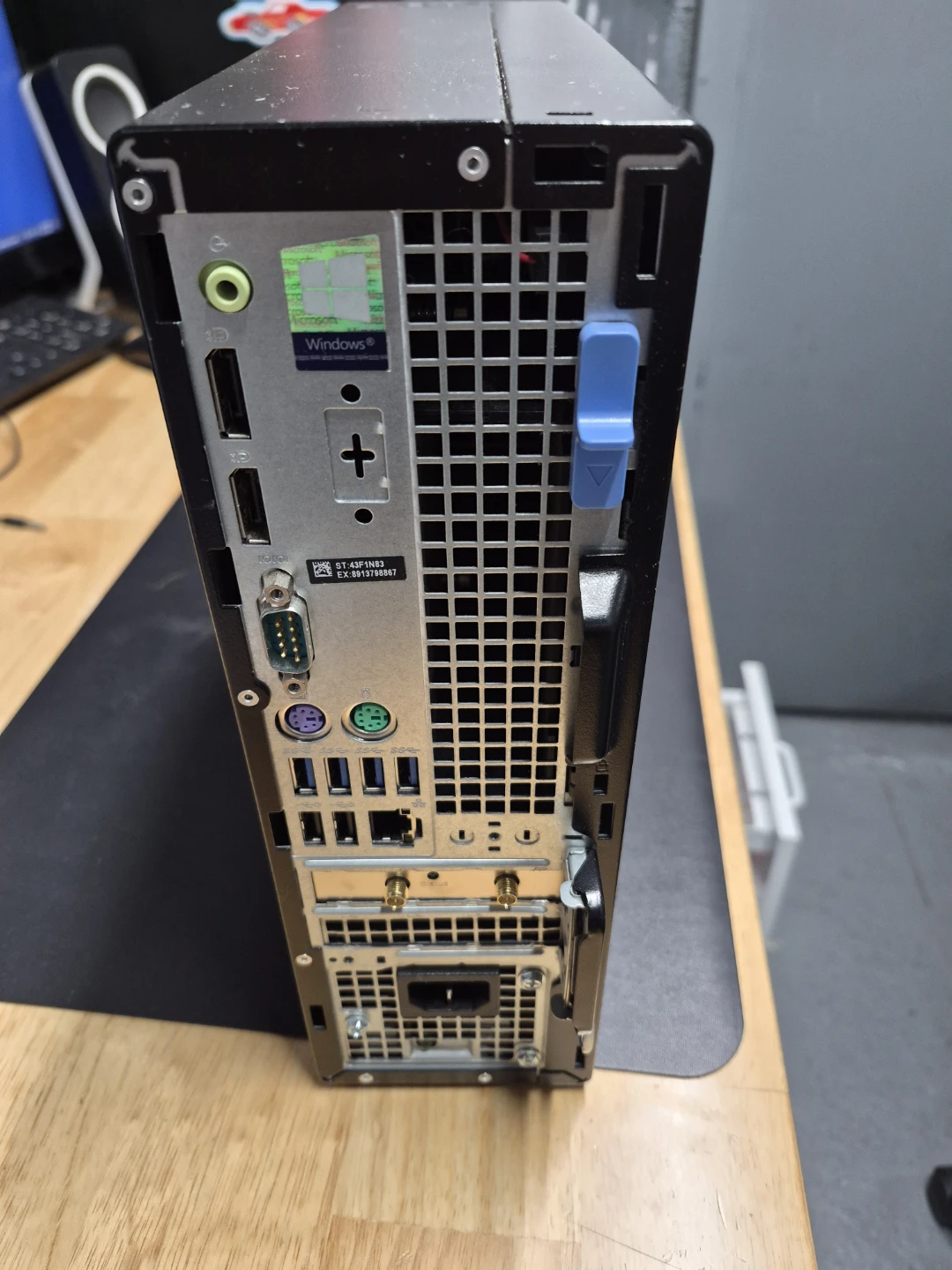 Dell OptiPlex 7080 Desktop Computer - photo 3