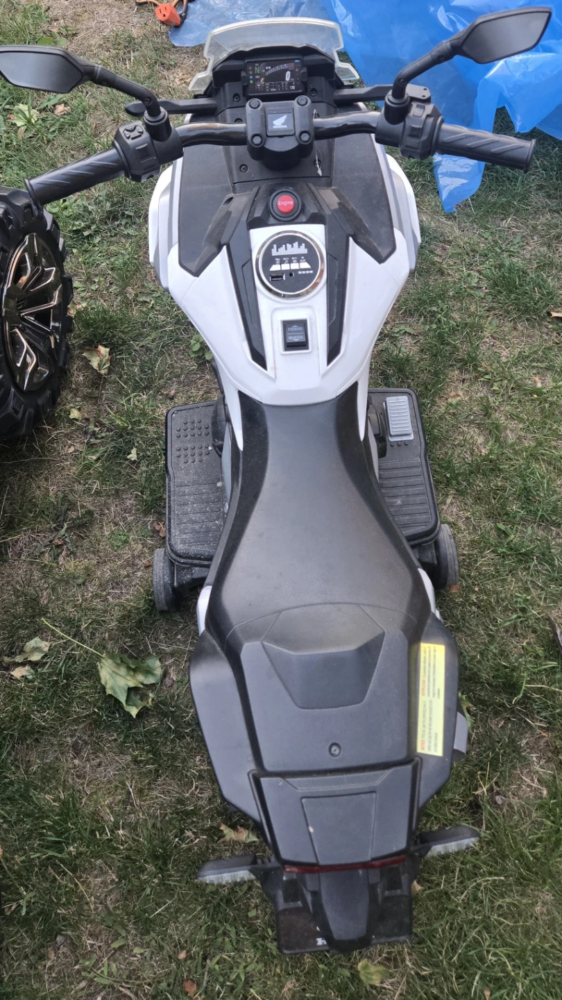 Honda Ride-On Motorcycle and car - photo 5