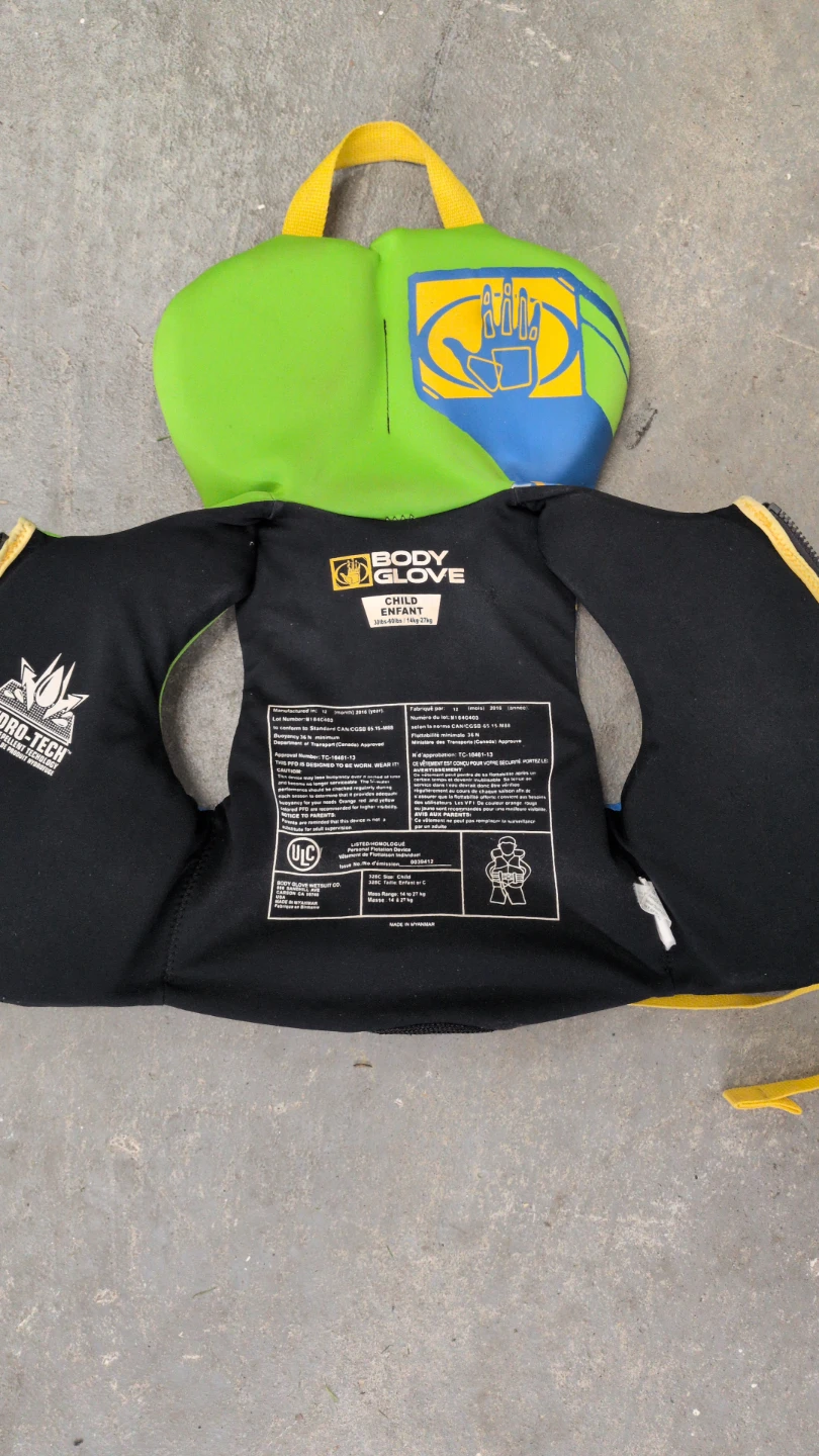 Body Glove Child Life Jacket - photo 2