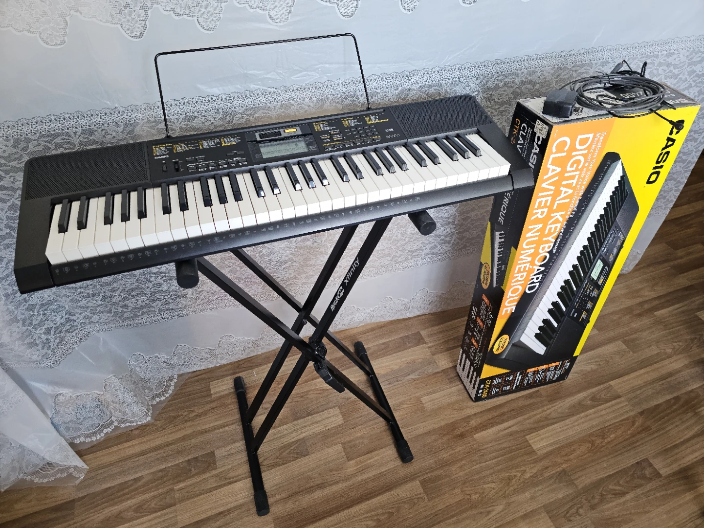 Casio Digital Keyboard with Stand - photo 2