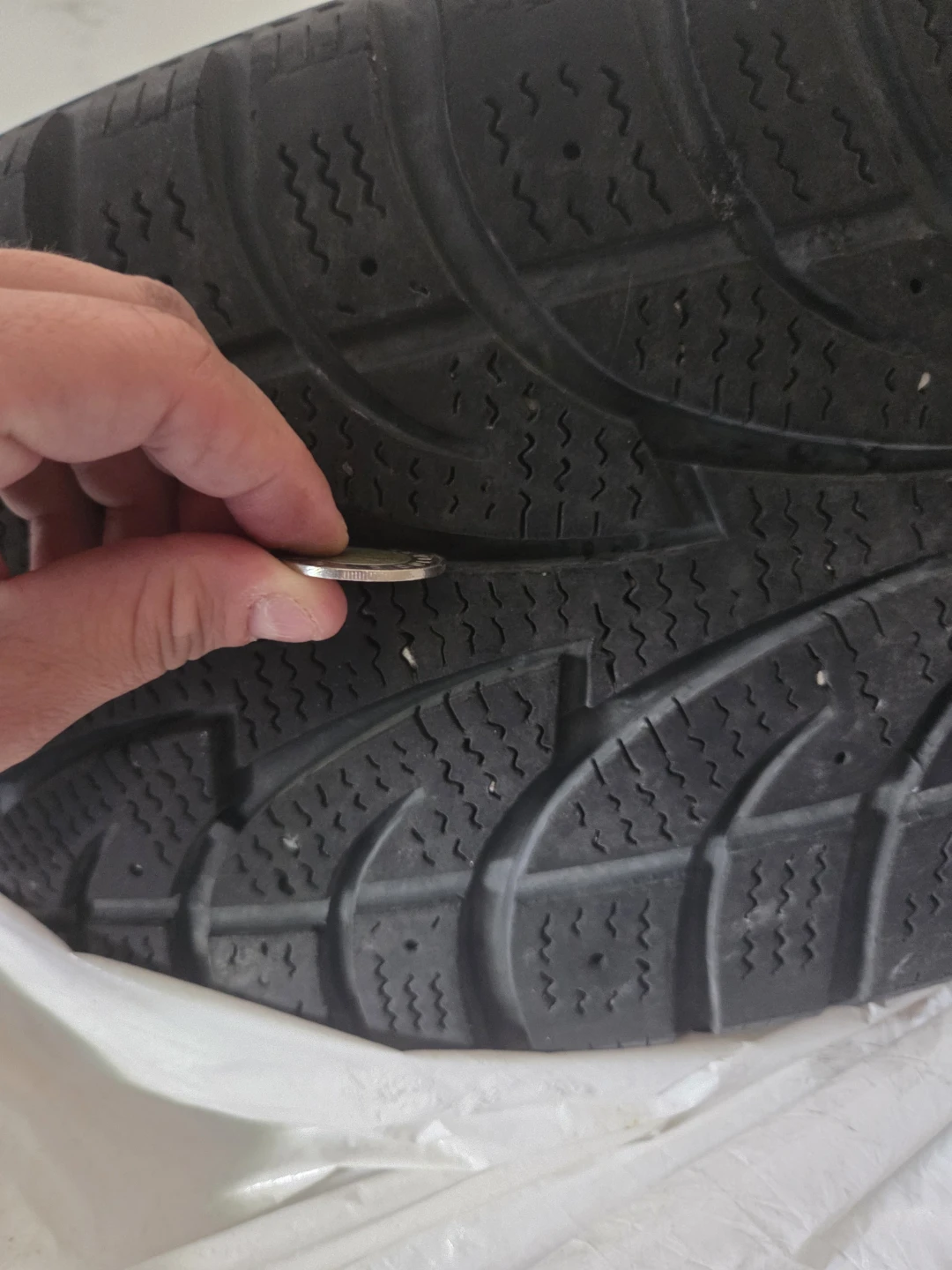 Set of 4 Winter Tires with Rims - photo 5