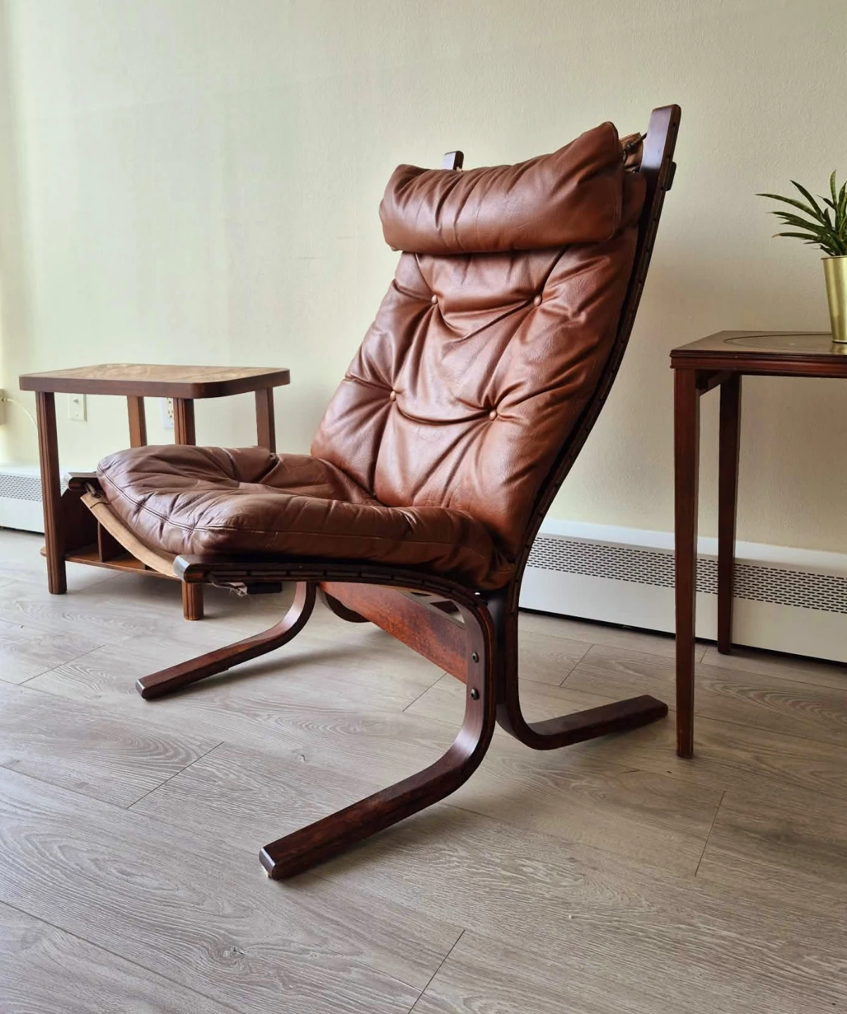 MCM Westnofa Designer Bentwood Lounge Chair With Orange Leather - photo 3