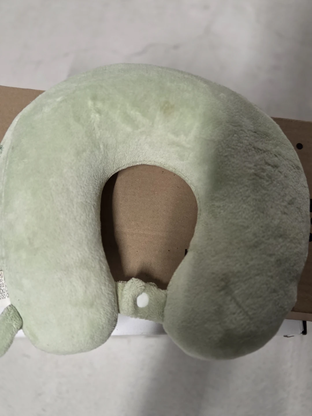 Light Green Plush Neck Pillow - photo 3