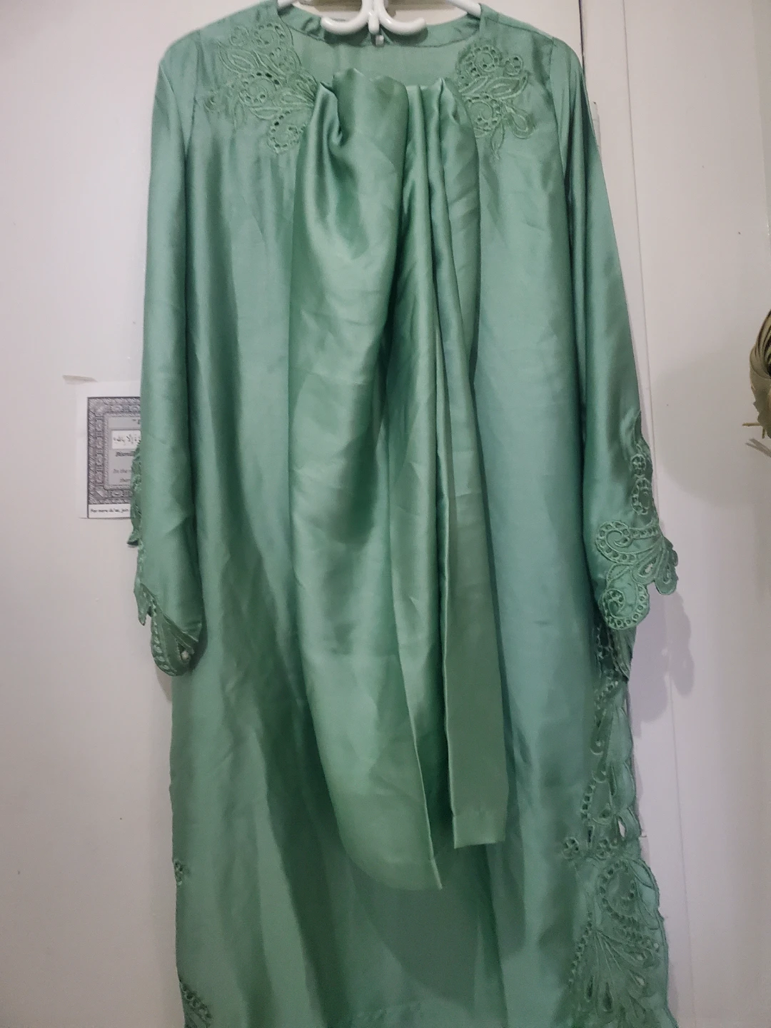 Mint Green Kaftan with Lace Details - photo 2
